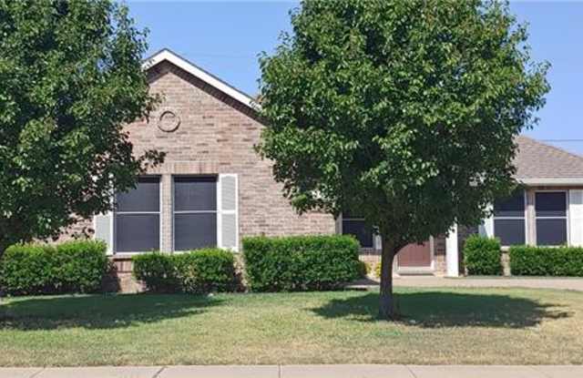 129 Autumn Trail - 129 Autumn Trail, Red Oak, TX 75154