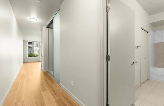 2960 Eastlake Avenue East Gallery 4