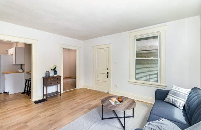 Chic Comfort  Space in North College Hill photos photos