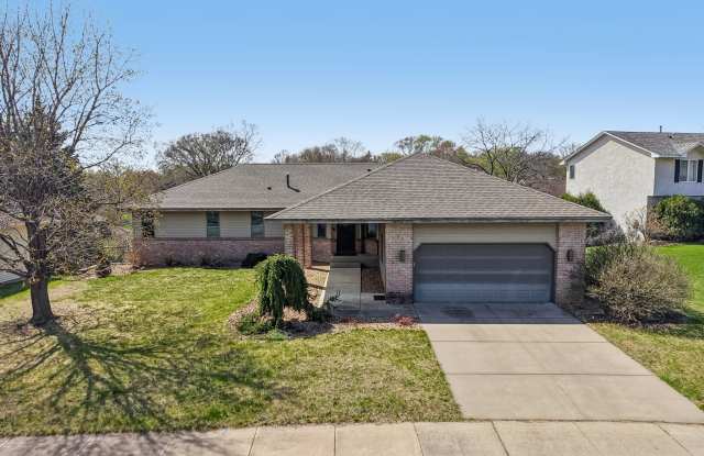 8912 Vincent Place Gallery 1