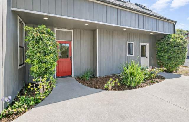 561 Luneta Drive photos photos