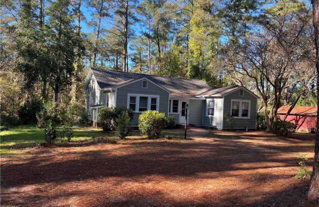 220 Columbine Road - 220 Columbine Road, Moore County, NC 28387