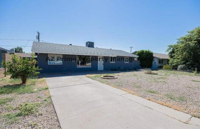 4923 East Palm Lane Gallery 1