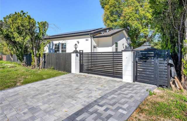 8503 Louise photos photos