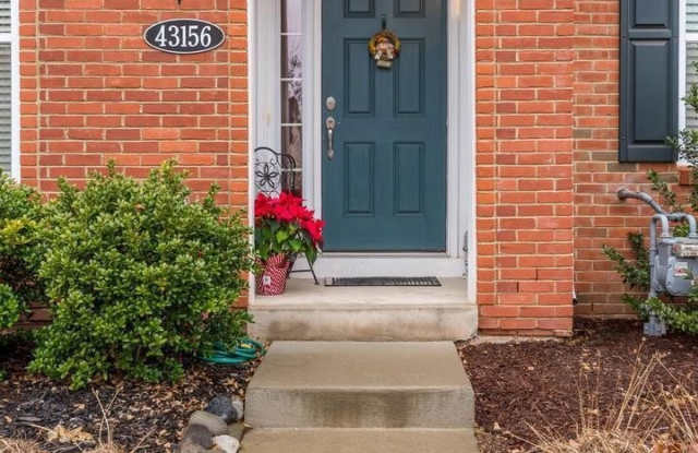43156 WHELPLEHILL TERRACE photos photos
