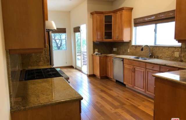 7024 TREASURE Trails Gallery 4