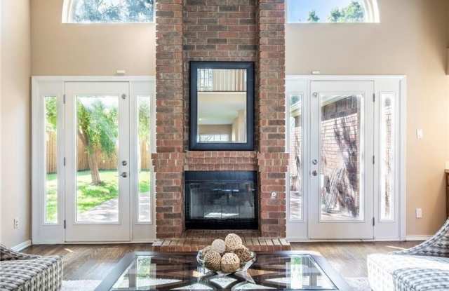 4428 Emerson Drive Gallery 4