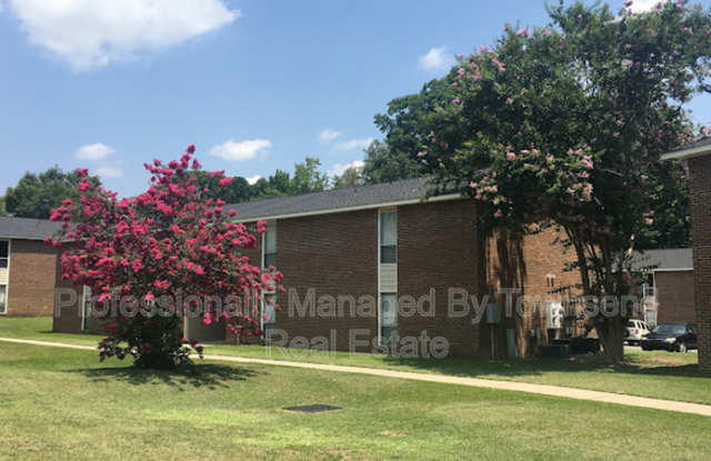 5853-G Century Oaks Drive Gallery 1