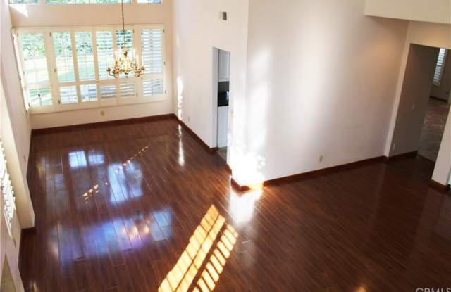 61 Summitcrest Gallery 4