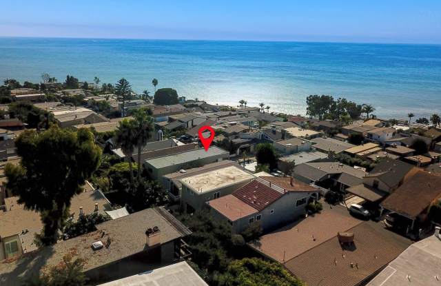 Gorgeous Contemporary Hilltop Laguna Beach Home - PANORAMIC OCEAN  CATALINA VIEWS! photos photos