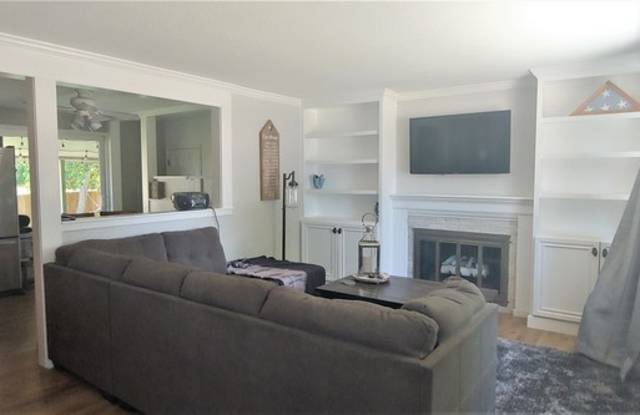 1526 South Field Court Gallery 2