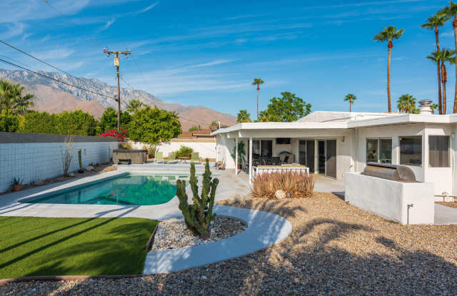2305 E Bellamy Road - 2305 East Bellamy Road, Palm Springs, CA 92262