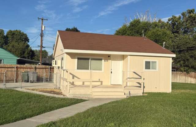 809 Willard. New pictures coming soon!! Gallery 3