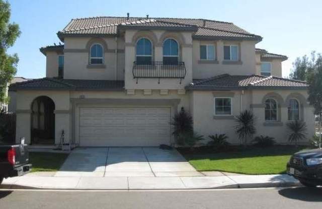 Rare Discovery Bay 4 bedroom rental close to Timber Point Elementary and parks. Rare 4 bedroom rental opportunity! - 4228 Slifer Drive, Discovery Bay, CA 94505 Rare Discovery Bay 4 bedroom rental close to Timber Point Elementary and parks. Rare 4 bedroom rental opportunity! - 4228 Slifer Drive, Discovery Bay, CA 94505