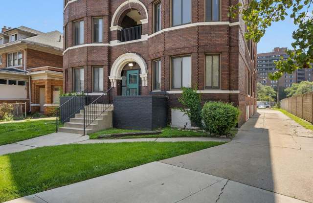 68 E Willis Street unit: 5 photos photos