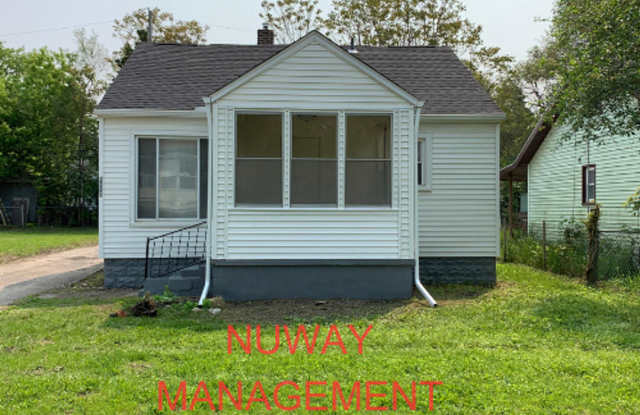 $1,100.00 - 2 Bed / 1 Bath House in Burton with a Spacious Loft Area photos photos