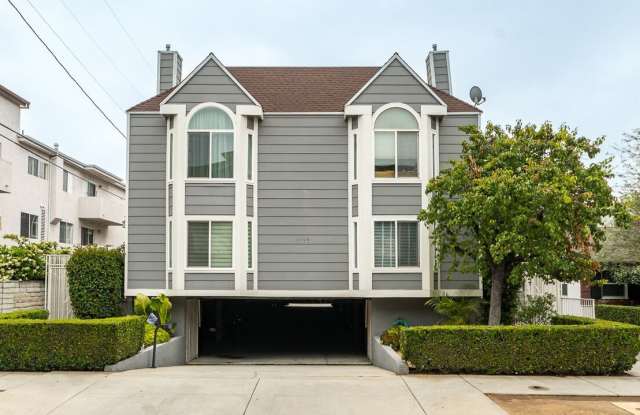 4744 Ben Ave photos photos