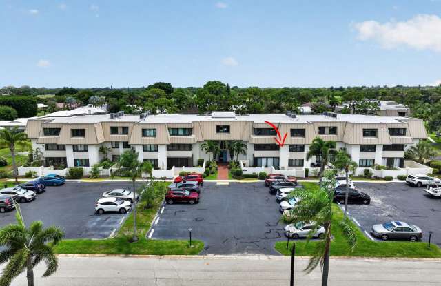 1800 SE Saint Lucie Boulevard Gallery 2