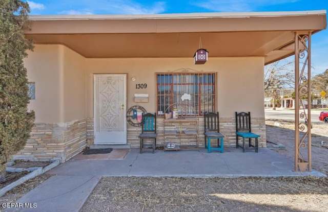 1309 ZUNI Place Gallery 3