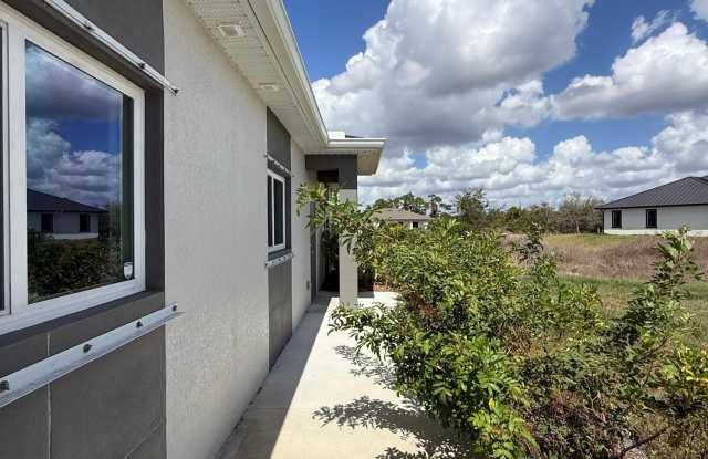 4800 15th Street SW Gallery 3