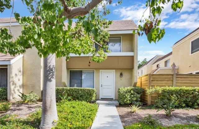 56 Sparrowhawk - 56 Sparrowhawk, Irvine, CA 92604