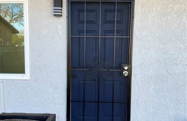 558 S Benjamin photos photos