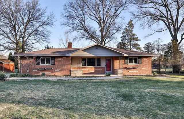 8090 Hopewell Road photos photos