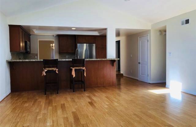 28514 Quailhill Drive Gallery 3