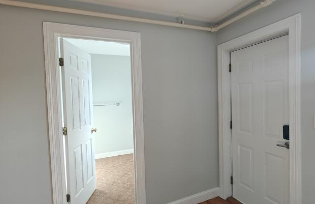 116 West Pearl Street Gallery 4