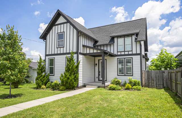 1516 17th Ave N photos photos