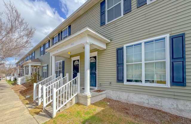 1967 Bloomington Avenue - 1967 Bloomington Avenue, Tallahassee, FL 32304
