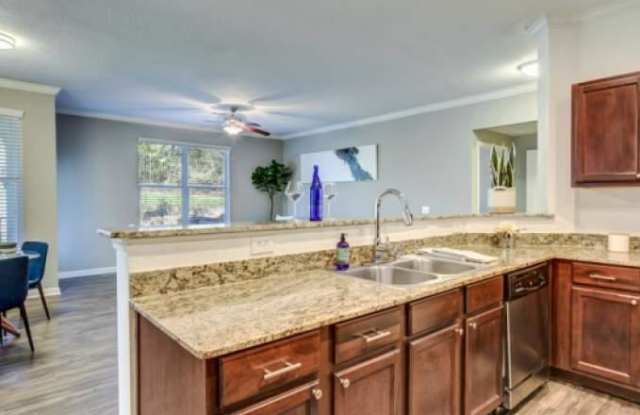 5739 TPC Pkwy Gallery 3