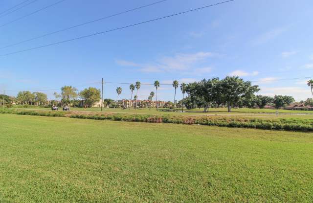 4692 Lucerne Lakes Boulevard E Gallery 2
