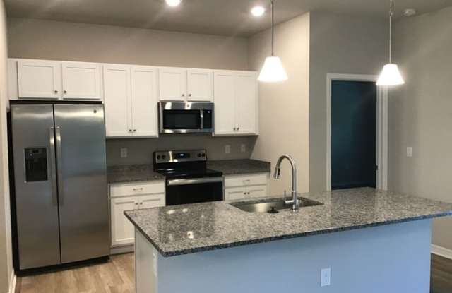 5052 Sago Palm Road Gallery 3