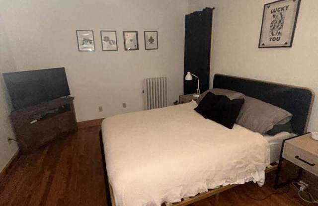10 Cliff St. Gallery 2