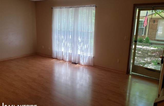 68354 Rosewood Ln Gallery 3