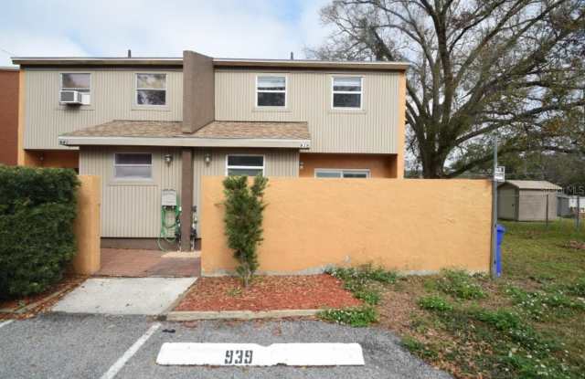 939 CASTLE WAY - 939 Castle Way, Lakeland, FL 33803 939 CASTLE WAY - 939 Castle Way, Lakeland, FL 33803