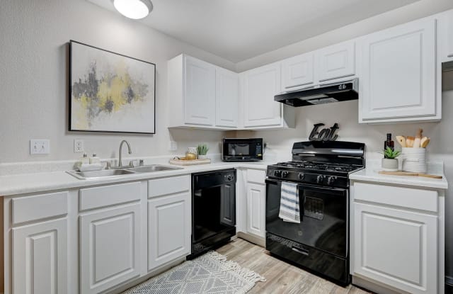 The Vittoria at Equestrian - Affordable Housing Gallery 3
