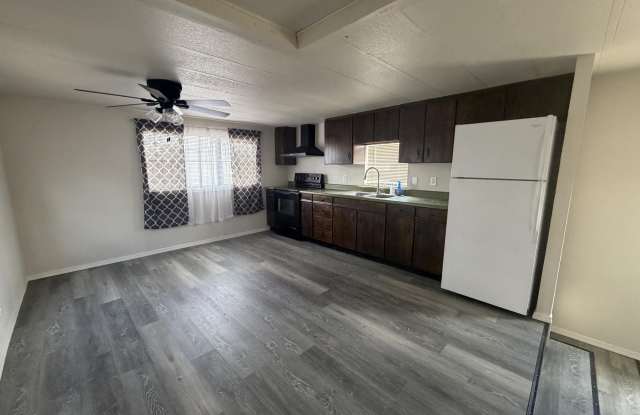 8210 W Emerson Drive Gallery 2