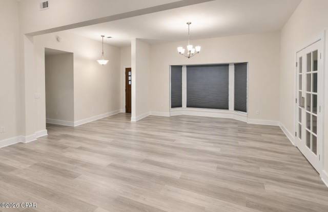 512 Tracey Drive Gallery 2