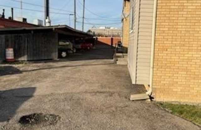 25337 W MONTMARTRE Court Gallery 2