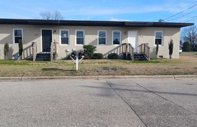 Bragg Court Apartment Available NOW!! photos photos Bragg Court Apartment Available NOW!! photos photos