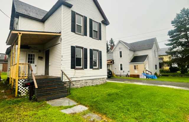 55 Prospect St Gouverneur NY photos photos