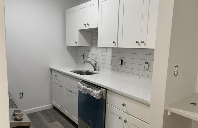564 OBSERVER HIGHWAY - 564 Observer Highway, Hoboken, NJ 07030