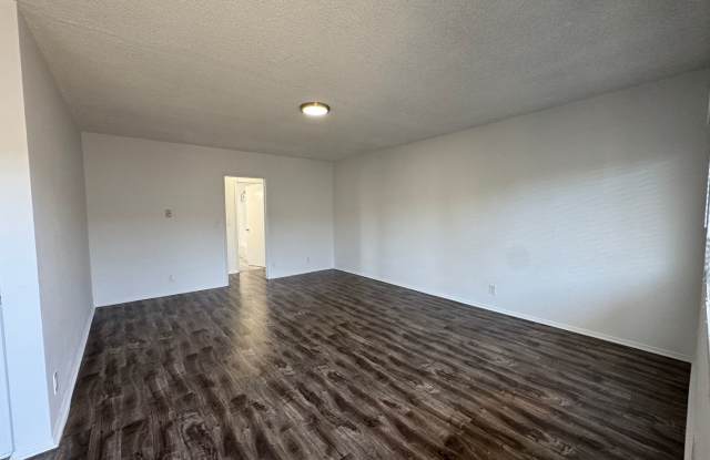 7253–7257 Variel Ave. photos photos