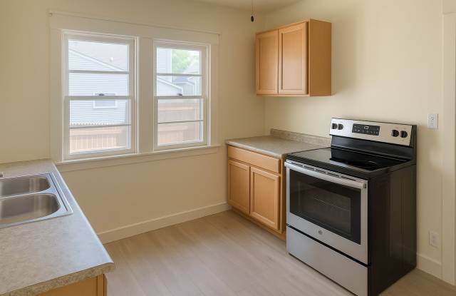 Newly Renovated 3BR Home 4409 Gifford Ave, Cleveland, OH 44109 photos photos