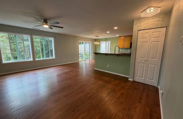 3 Bedroom DuPont Home for Rent Gallery 4