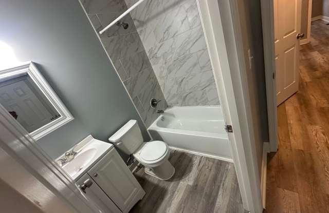 2bdr 1 ba east Baltimore Gallery 4