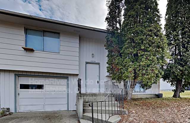 12620 E 31st Ave photos photos