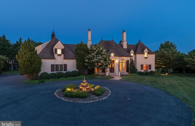 1 SADDLEBROOK LN - 1 Saddlebrook Lane, Pikesville, MD 21093